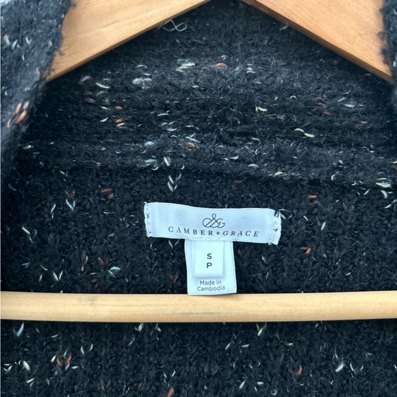 RW&CO Camber & grace long sweater. Size S. Excellent condition - Picture 3 of 3